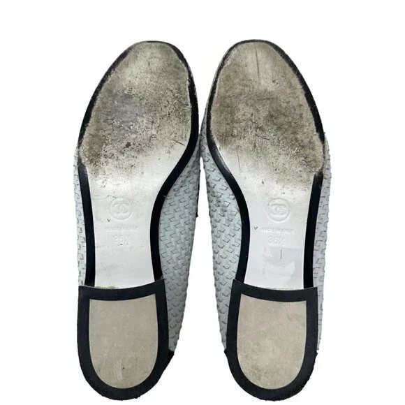 Chanel Classic Academia Black White Woven Leather CC Logo Loafer Slip On Flats - Picture 14 of 16